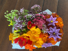 Load image into Gallery viewer, Edible Flower Punnet